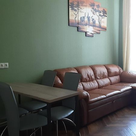 אודסה Apartment On Yevreis'Ka Street מראה חיצוני תמונה